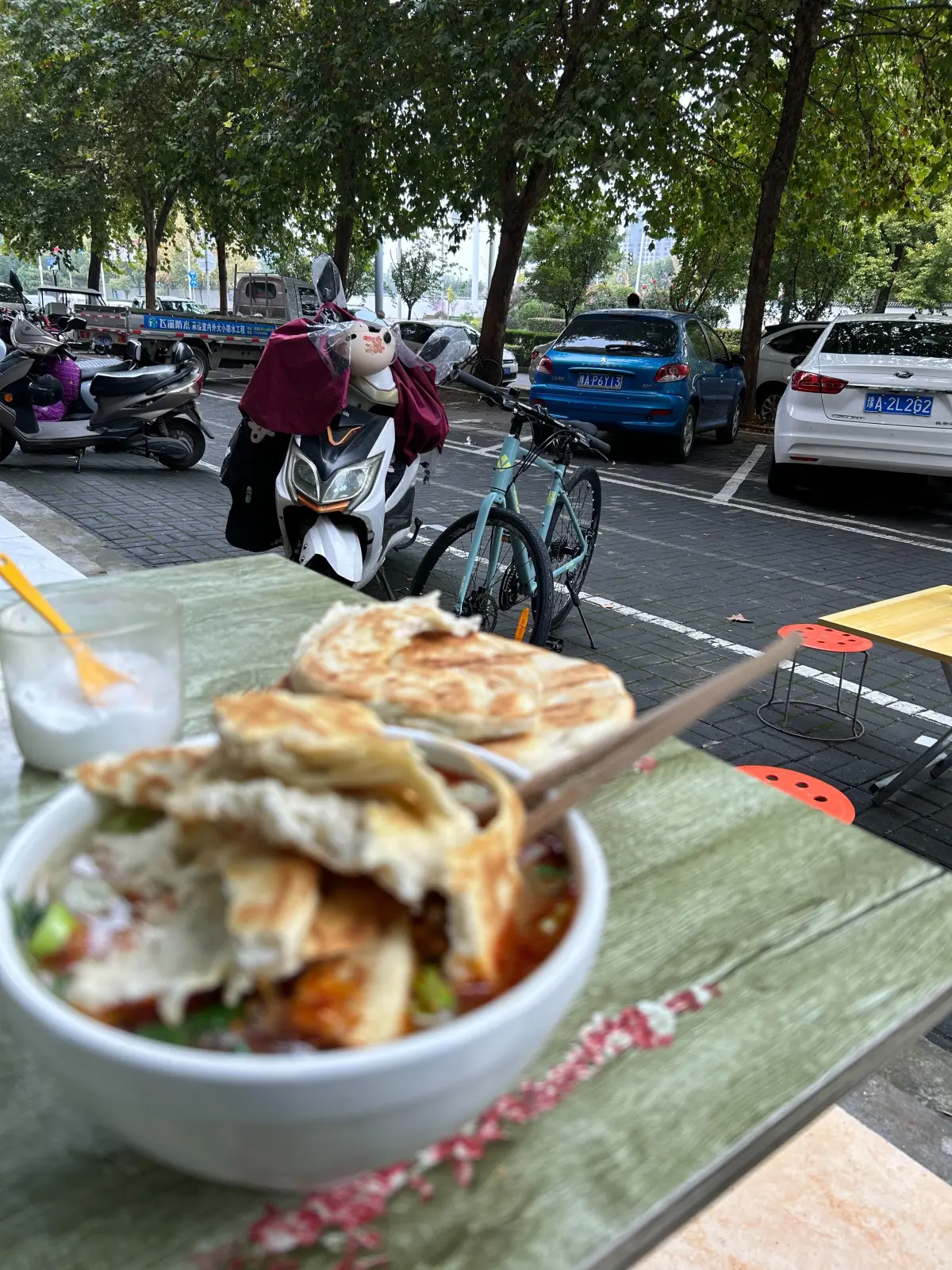 2023-11-04(骑着新车上班)