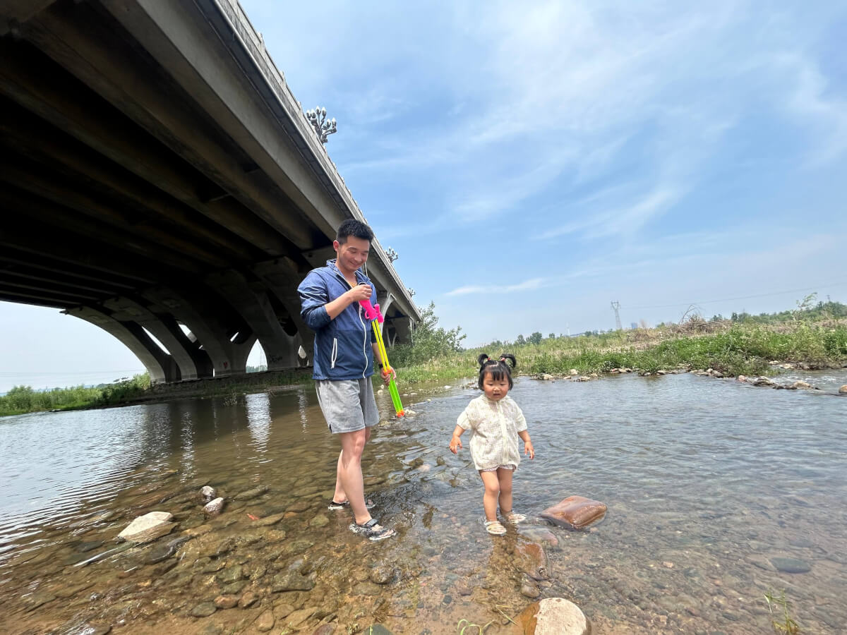 2024-05-19(河边玩水)